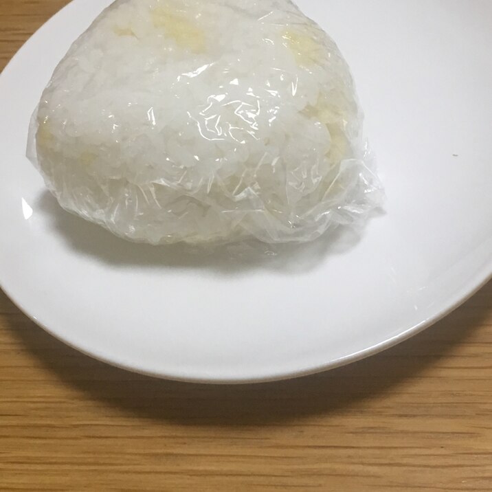 天かすチーズおにぎり